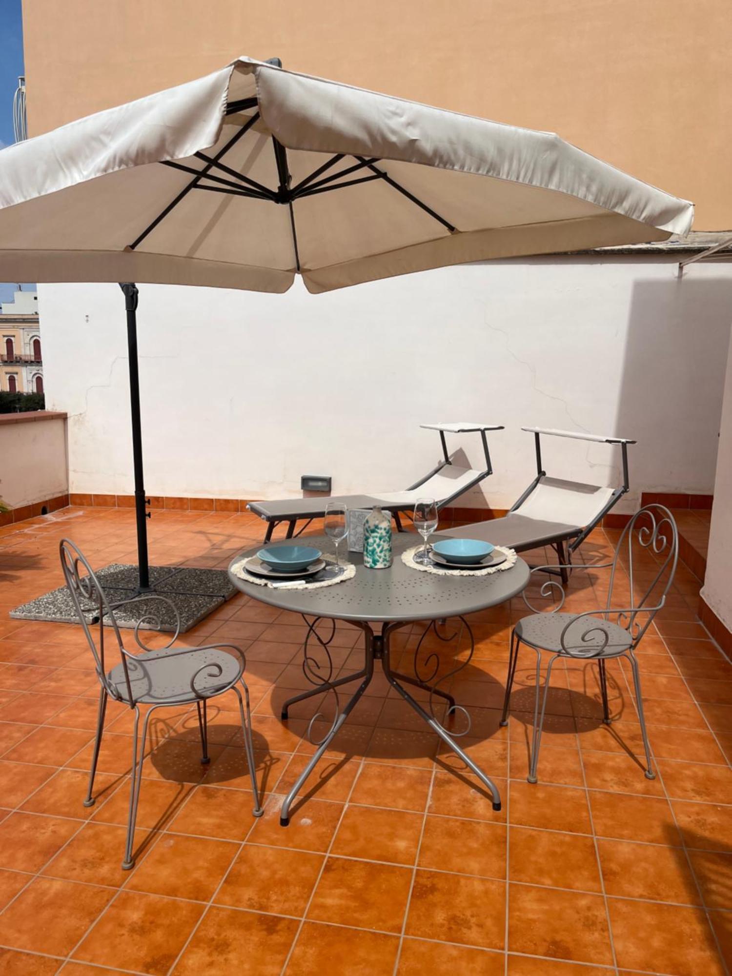 La Terrazza Di Nonno Ciccio Apartment โมโนโปลี ภายนอก รูปภาพ